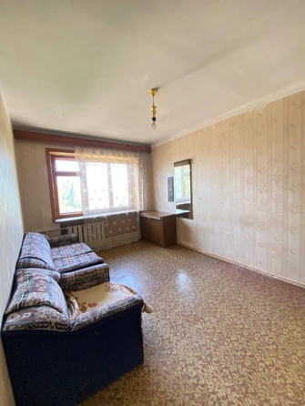 
  Продается 3-комн. квартира, 56.8 м², 40 лет Октября пр-кт, д. 14
. Фото 3.