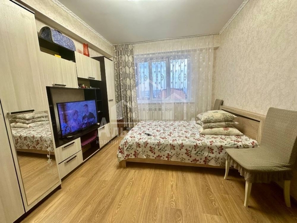 
  Продается 1-комн. квартира, 36 м², Просторная ул
. Фото 9.