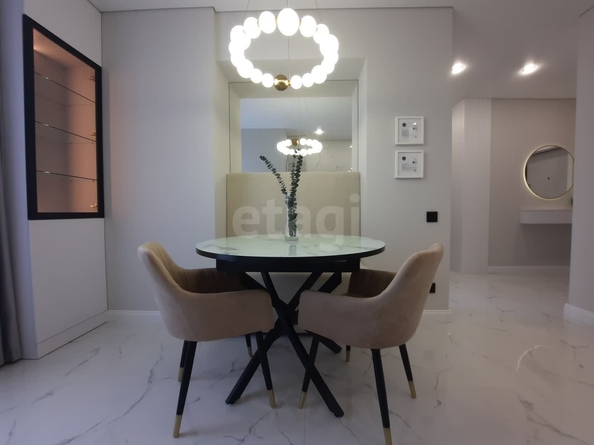 
  Продается 2-комн. квартира, 54 м², Андрея Голуба ул, д. 16к1
. Фото 3.
