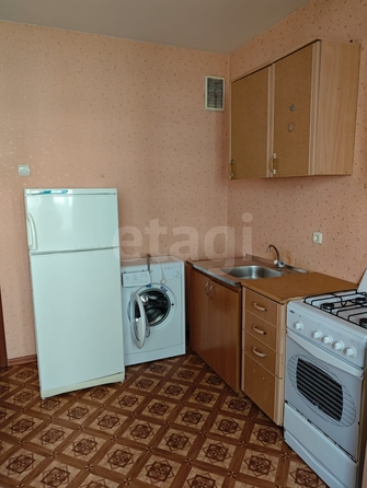 
  Продается 1-комн. квартира, 38.7 м², Родосская ул, д. 7
. Фото 2.