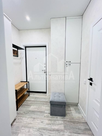 
  Продается 1-комн. квартира, 23 м², Кленовая роща ул
. Фото 3.