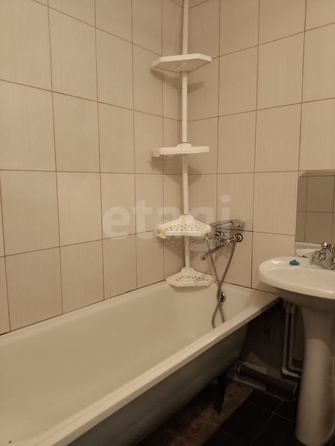 
  Продается 1-комн. квартира, 37.2 м², Пирогова ул, д. 32
. Фото 7.