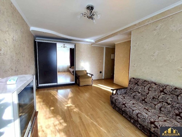 
  Продается 1-комн. квартира, 32.9 м², 40 лет Октября ул
. Фото 2.