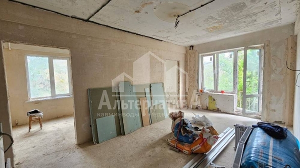 
  Продается 3-комн. квартира, 46.3 м², Андрея Губина ул
. Фото 2.