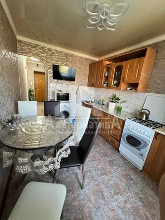 
  Продается 1-комн. квартира, 36.7 м², Андрея Губина ул
. Фото 8.