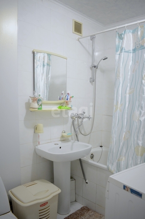 
  Сдается 2-комн. квартира, 50 м², Дзержинского ул, д. 230
. Фото 11.