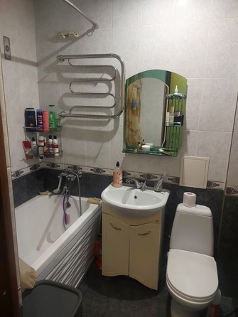 
  Продается 2-комн. квартира, 41 м², Новороссийская ул, д. 20
. Фото 2.