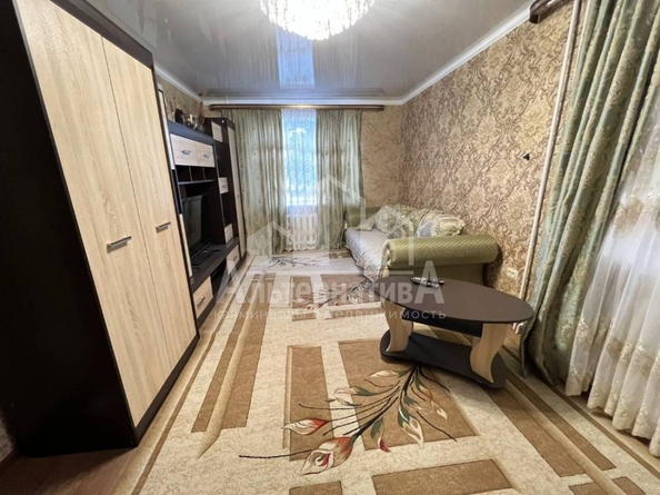 
  Продается 3-комн. квартира, 72 м², Красивая ул
. Фото 2.
