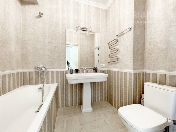 
  Продается 3-комн. квартира, 175 м², Лермонтова ул, д. 240
. Фото 6.