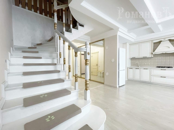 
  Продается 3-комн. квартира, 175 м², Лермонтова ул, д. 240
. Фото 10.