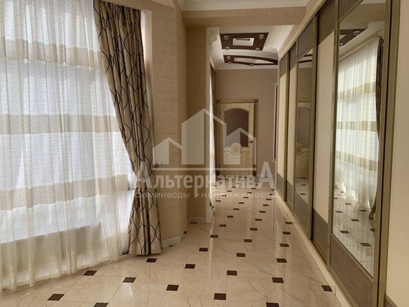 
  Продается 3-комн. квартира, 114 м², Шаумяна ул
. Фото 9.