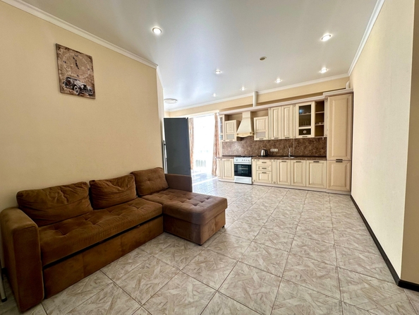 
  Сдается 3-комн. квартира, 113 м², Первомайский пер, д. 18
. Фото 1.