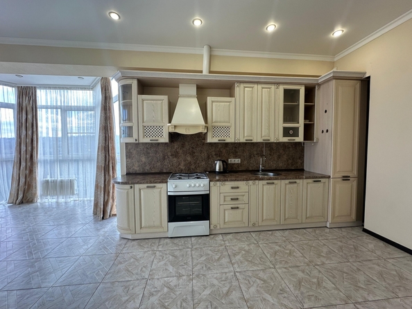 
  Сдается 3-комн. квартира, 113 м², Первомайский пер, д. 18
. Фото 6.