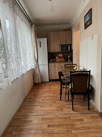 
  Продается 3-комн. квартира, 70 м², 40 лет Октября пр-кт, д. 16
. Фото 7.