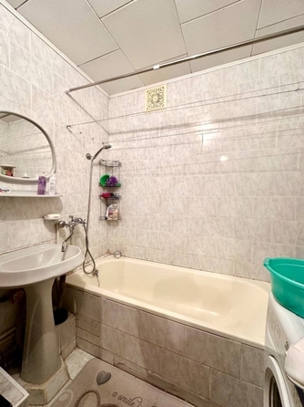 
  Продается 3-комн. квартира, 65 м², Патриса Лумумбы ул
. Фото 8.