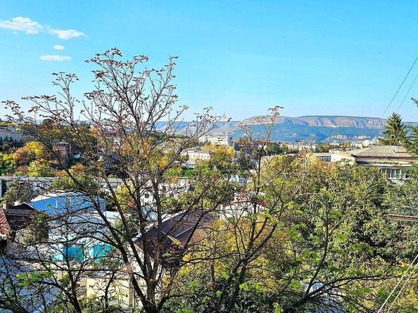 
  Продается 2-комн. квартира, 49 м², Крутая дорога ул
. Фото 11.