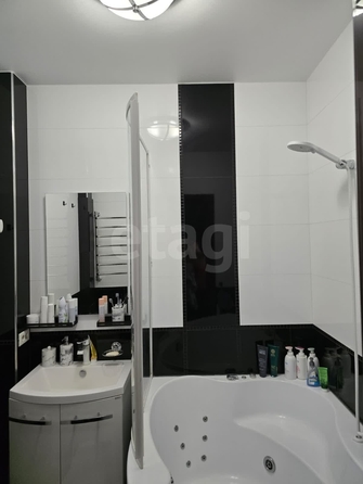 
  Продается 3-комн. квартира, 100 м², Пирогова ул, д. 54в
. Фото 18.