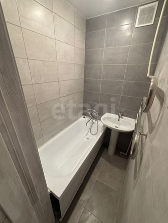 
  Продается 3-комн. квартира, 60 м², Мира ул, д. 161
. Фото 9.