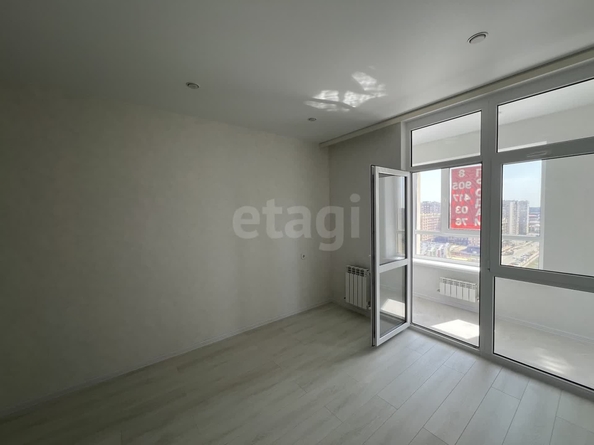 
  Продается 1-комн. квартира, 35 м², Николая Голодникова ул, д. 7к1
. Фото 8.