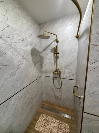 
  Продается 1-комн. квартира, 47 м², Октябрьская ул
. Фото 11.