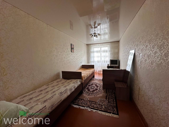 
  Продается 2-комн. квартира, 47 м², Дзержинского ул, д. 230
. Фото 5.