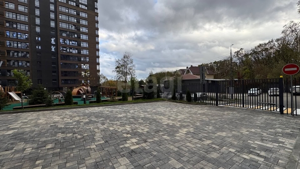 
  Продается 2-комн. квартира, 78.2 м², Герцена ул, д. 147а
. Фото 4.