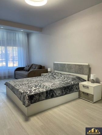 
  Сдается 1-комн. квартира, 45 м², Замковая ул
. Фото 3.