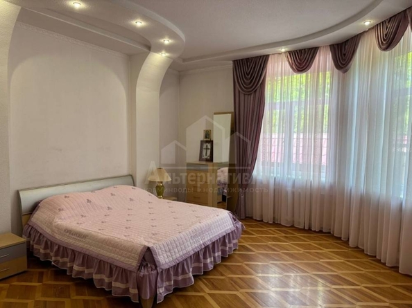 
  Продается 4-комн. квартира 200 м². Фото 10.