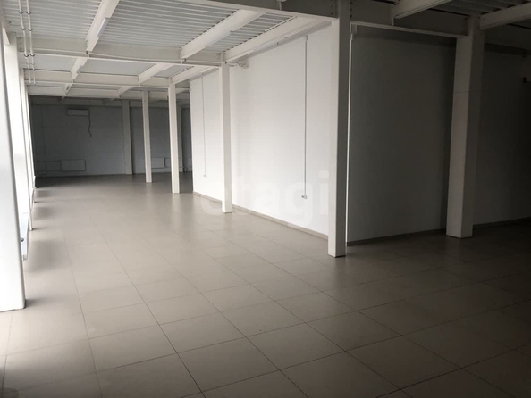 
  Сдается торговая площадь 944 м². Фото 6.