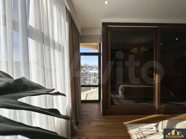 
  Продается 4-комн. квартира 212.5 м². Фото 19.