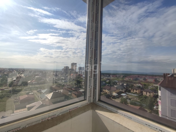 
   Продам 3-комнатную, 93 м², Южный обход ул, 1/1

. Фото 18.