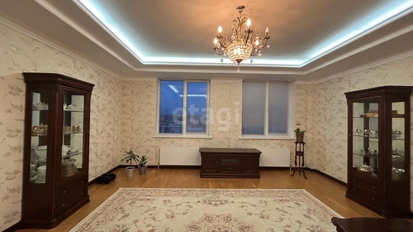 
   Продам 4-комнатную, 138 м², Партизанская ул, 2

. Фото 18.