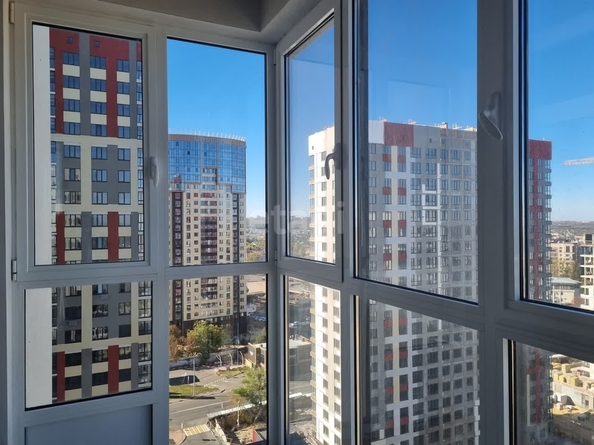 
   Продам 2-комнатную, 67.1 м², Гражданская ул, 1/1

. Фото 3.