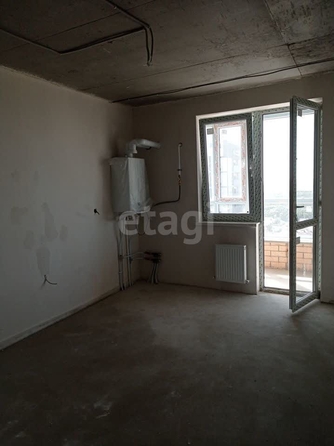 
   Продам 2-комнатную, 71.9 м², Тюльпановая ул, 10/4

. Фото 2.