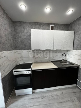 
   Продам 1-комнатную, 36.4 м², Полеводческая ул, 1/2

. Фото 4.