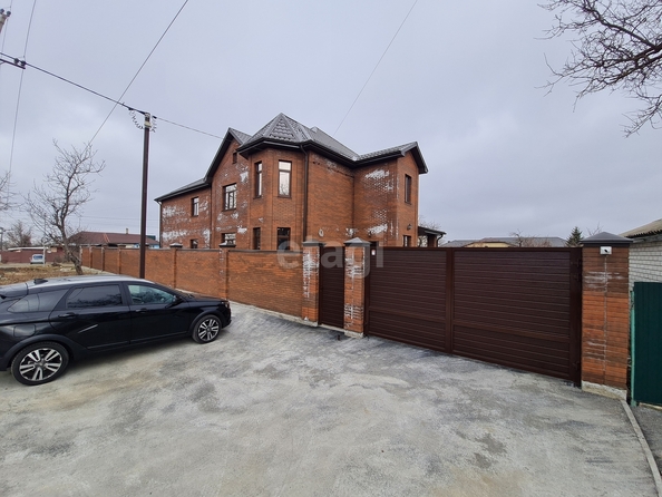 
   Продам дом, 180 м², Ставрополь

. Фото 1.