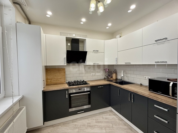 
  Продается 3-комн. квартира 74.4 м². Фото 1.