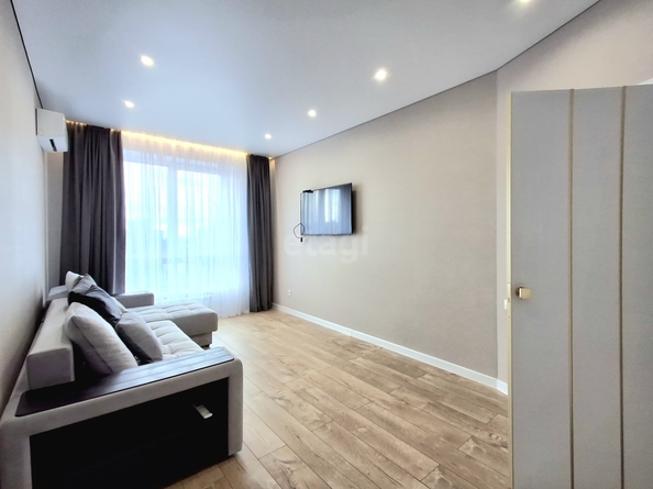 
  Сдается 1-комн. квартира 38 м². Фото 2.