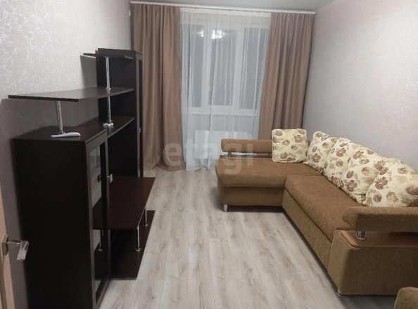 
  Сдается 1-комн. квартира 38 м². Фото 1.