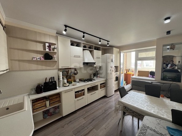 
  Продается 3-комн. квартира 85.3 м². Фото 1.