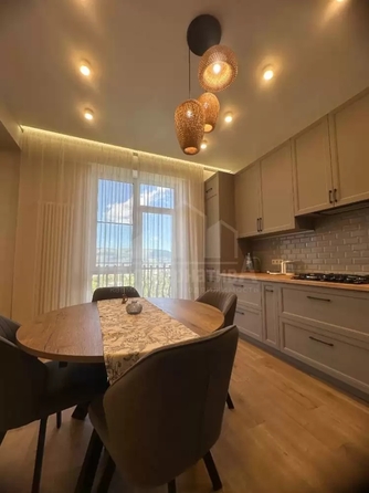 
  Продается 2-комн. квартира 78.5 м². Фото 1.