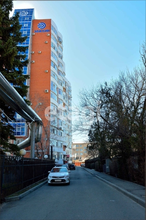 
  Сдается 1-комн. квартира 57.8 м². Фото 9.