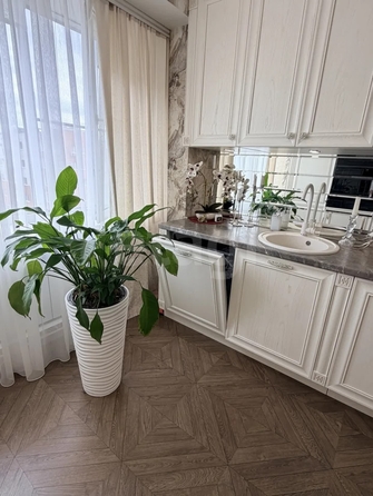 
  Продается 4-комн. квартира 140 м². Фото 16.