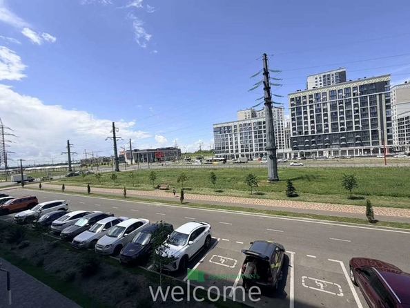 
  Продается 2-комн. квартира 59.5 м², в ЖК Высота, литер 4.1. Фото 7.