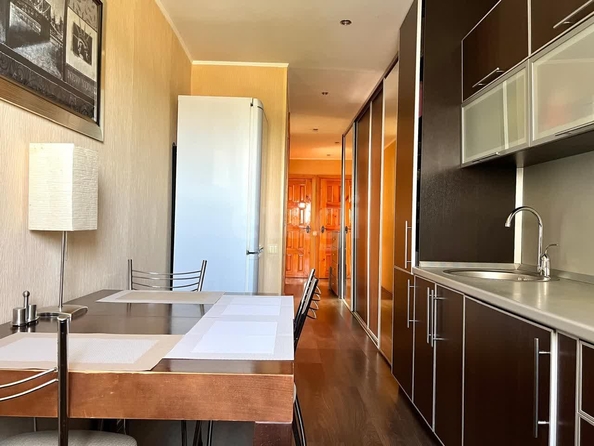 
  Продается 3-комн. квартира 63 м². Фото 2.