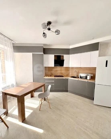 
  Сдается 1-комн. квартира 38 м². Фото 1.