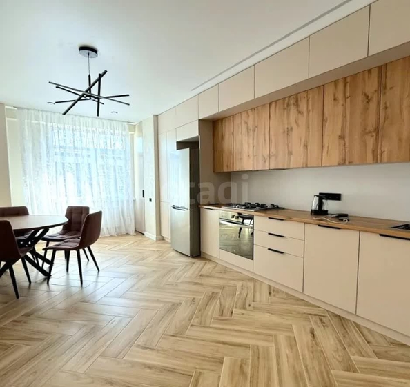 
  Сдается 2-комн. квартира 60 м². Фото 1.