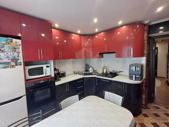
  Продается 3-комн. квартира 64 м². Фото 1.