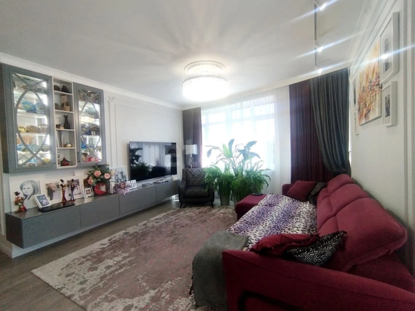
  Продается 2-комн. квартира 102.9 м². Фото 1.