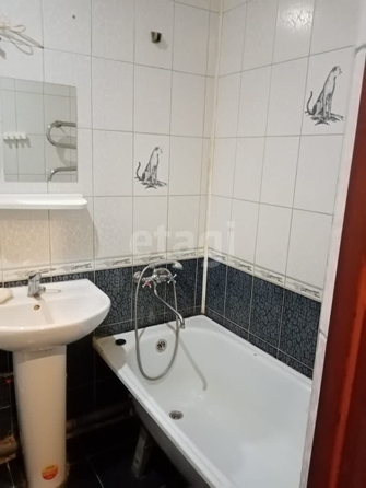 
   Продам 1-комнатную, 38 м², Серова ул, 486/3

. Фото 3.